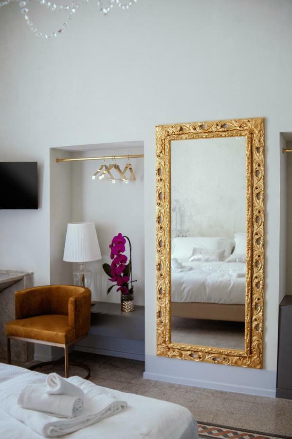 Palazzo Dei Grifoni - Luxury Suites - San Benedetto del Tronto Exterior foto
